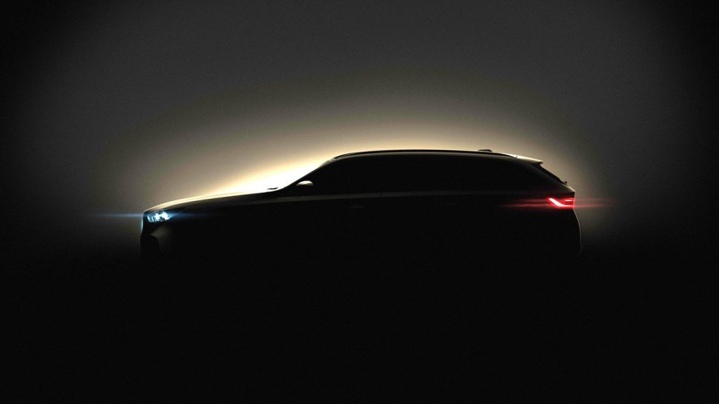 bmw-разкри-силуета-на-комбито-Серия-5-touring