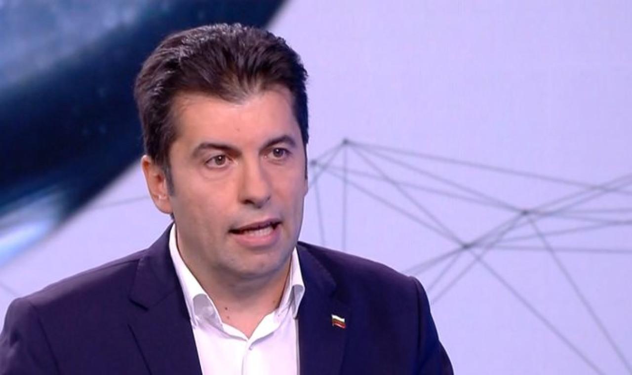 Петков: Компенсации за горива? Нека видим парите във фонда Петков:-Компенсации-за-горива?-Нека-видим-парите-във-фонда