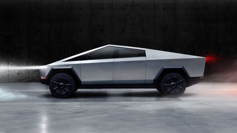 tesla-обеща-да-започне-доставките-на-пикапи-cybertruck-в-края-на-ноември