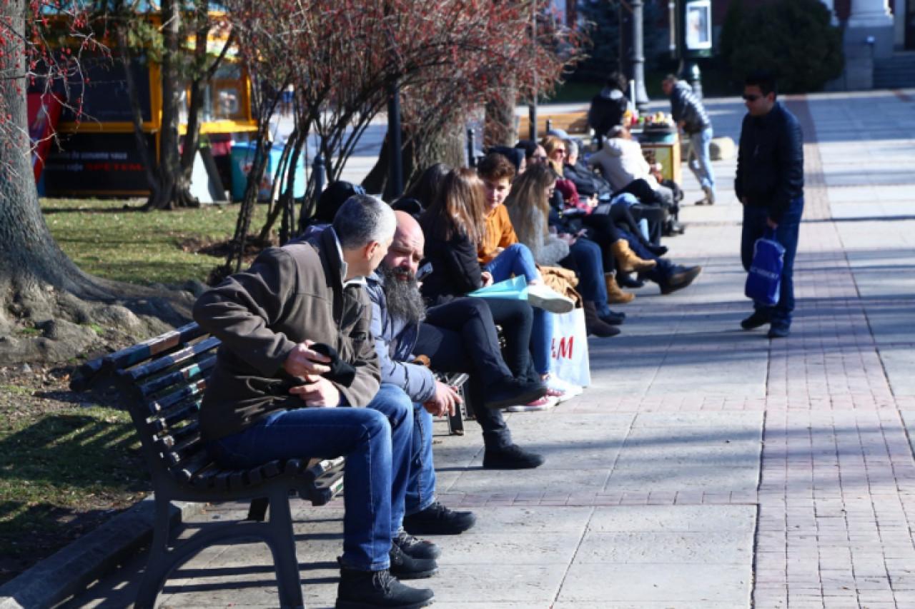 Георги Ангелов за пенсиите: Добавките за Коледа са подаяния, които не помагат на никого Георги-Ангелов-за-пенсиите:-Добавките-за-Коледа-са-подаяния,-които-не-помагат-на-никого