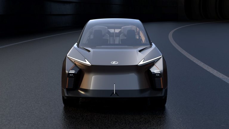 lexus-lf-zl-предлага-пълно-взаимодействие-на-човека-с-автомобила