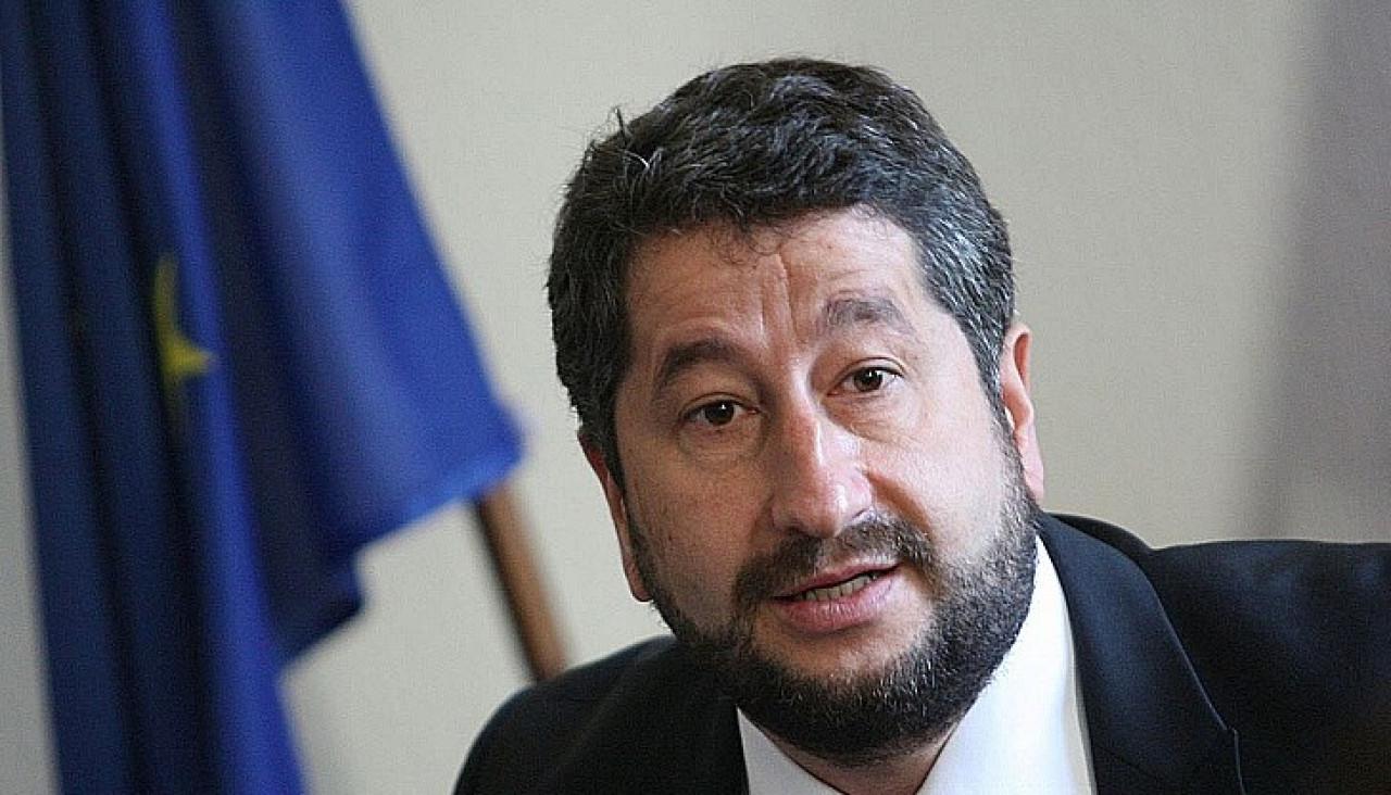 Христо Иванов за скандала с Йоловски: Нищо няма да се докаже, проверил съм Христо-Иванов-за-скандала-с-Йоловски:-Нищо-няма-да-се-докаже,-проверил-съм