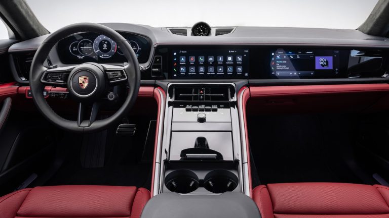 porsche-разкри-интериора-на-новата-panamera