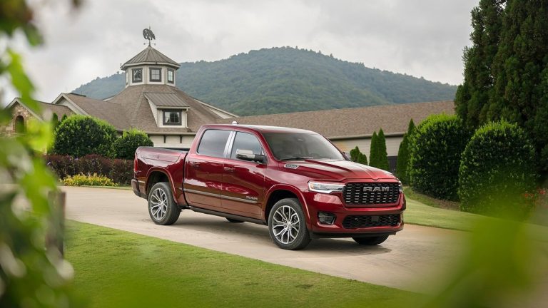 ram-1500-замени-мощния-двигател-v8-с-нов-6-цилиндров-турбомотор