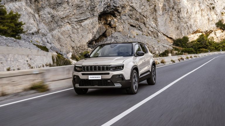 jeep-avenger-се-предлага-в-Европа-и-като-хибрид