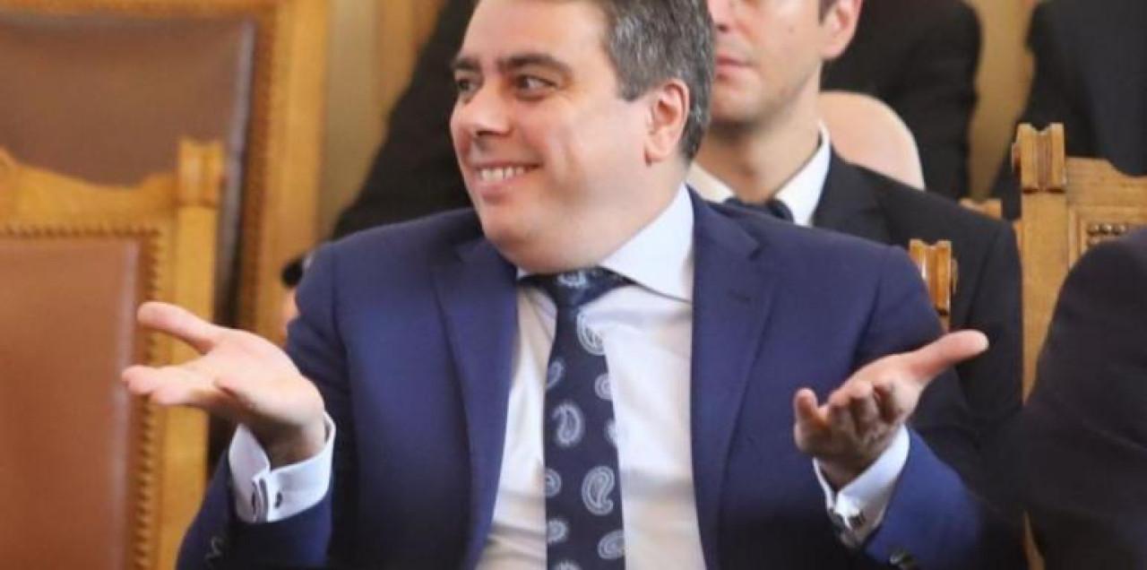 Финансовият министър: Ако не се справя с бюджета за догодина, директно си тръгвам Финансовият-министър:-Ако-не-се-справя-с-бюджета-за-догодина,-директно-си-тръгвам