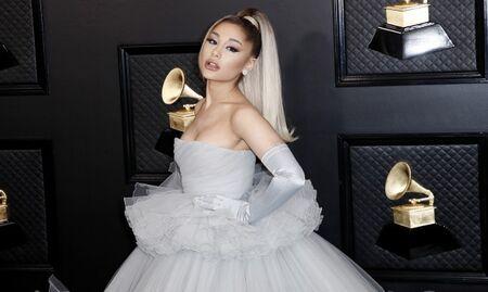 Семейството на Ариана Гранде обожава новото ѝ гадже Семейството-на-Ариана-Гранде-обожава-новото-ѝ-гадже