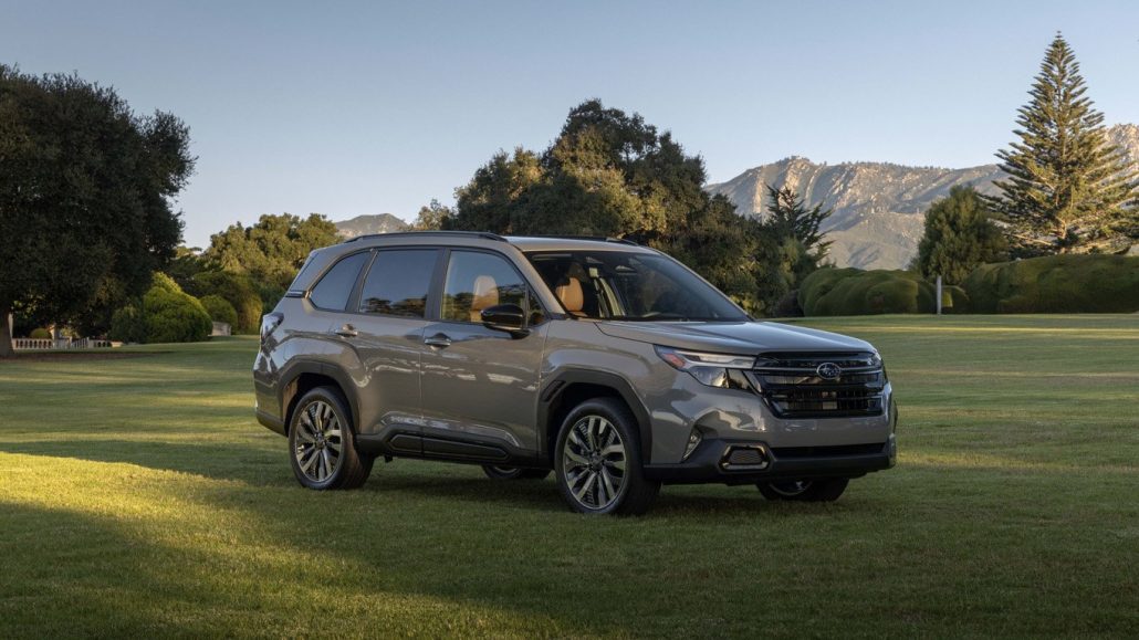 Новото-subaru-forester-изпъква-с-по-мускулест-силует