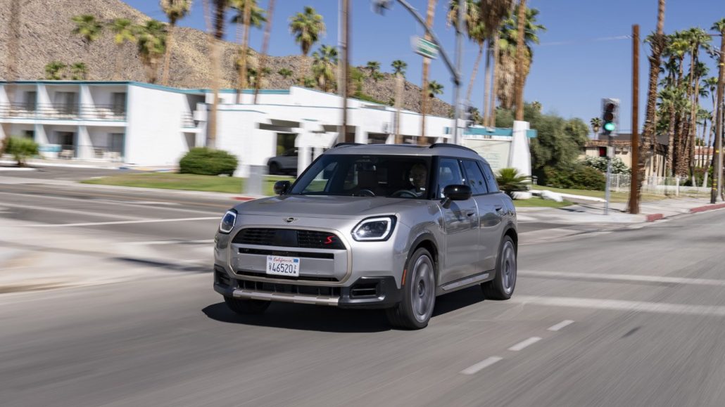 Новото-mini-countryman-s-all4-ще-стане-най-масовият-вариант-на-модела