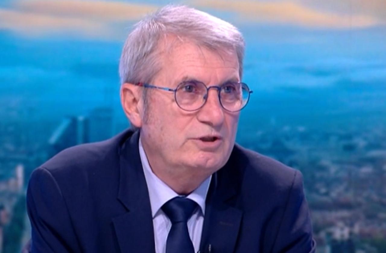 Здравният министър Христо Хинков ще напусне кабинета след ротацията Здравният-министър-Христо-Хинков-ще-напусне-кабинета-след-ротацията