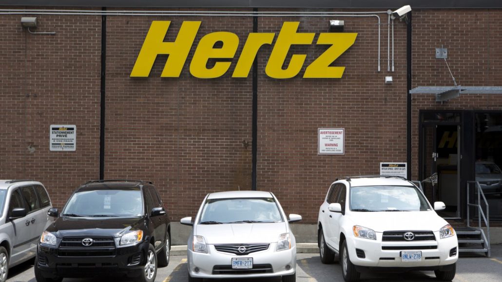 hertz-продава-20-хиляди-елекромобила,-сменя-ги-с-бензинови