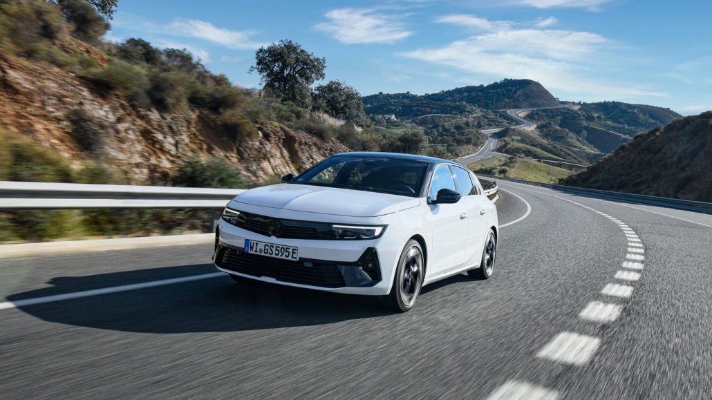 opel-отчете-множество-престижни-международни-награди-през-2023-година