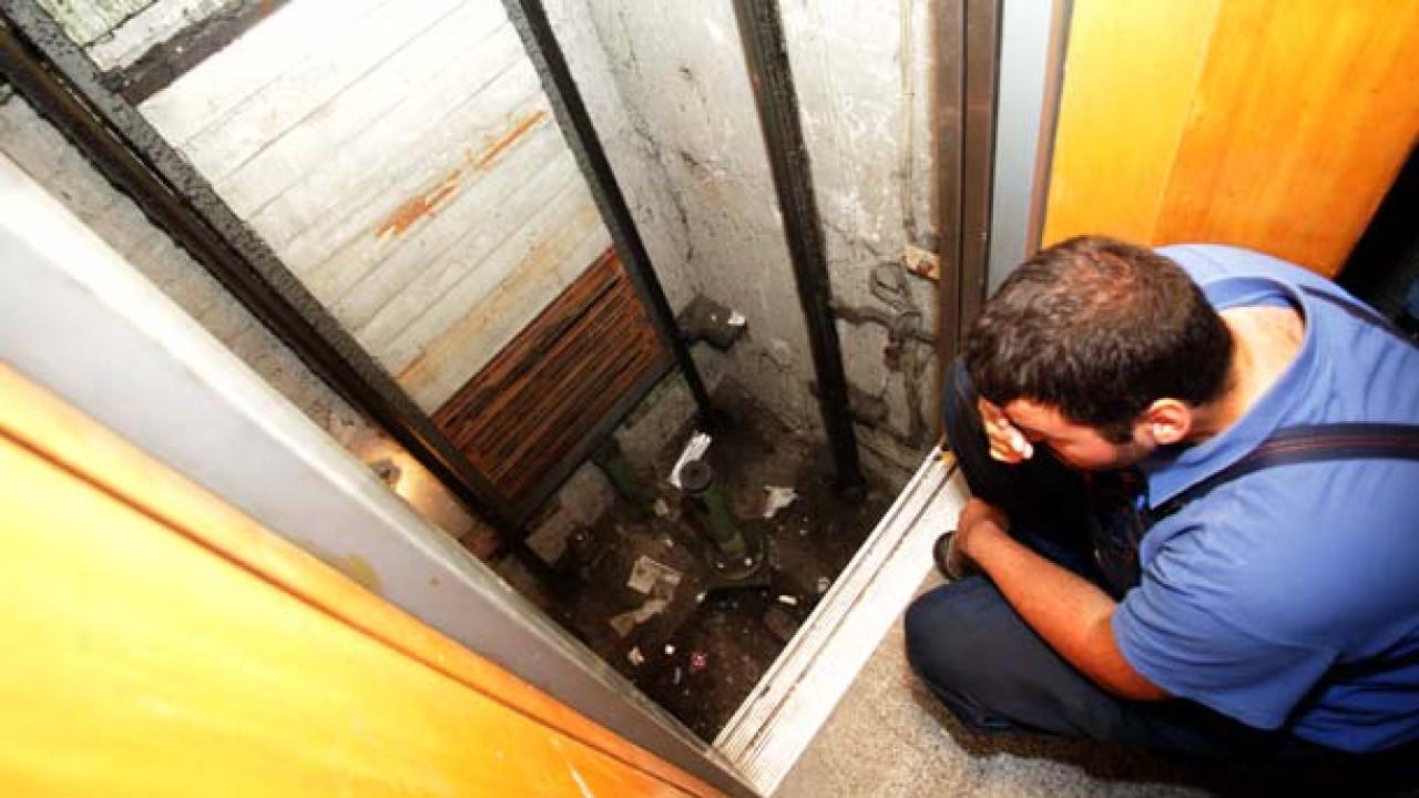 Спряха 90 хиляди асансьора от експлоатация, ще плащаме за профилактика и пускане Спряха-90-хиляди-асансьора-от-експлоатация,-ще-плащаме-за-профилактика-и-пускане