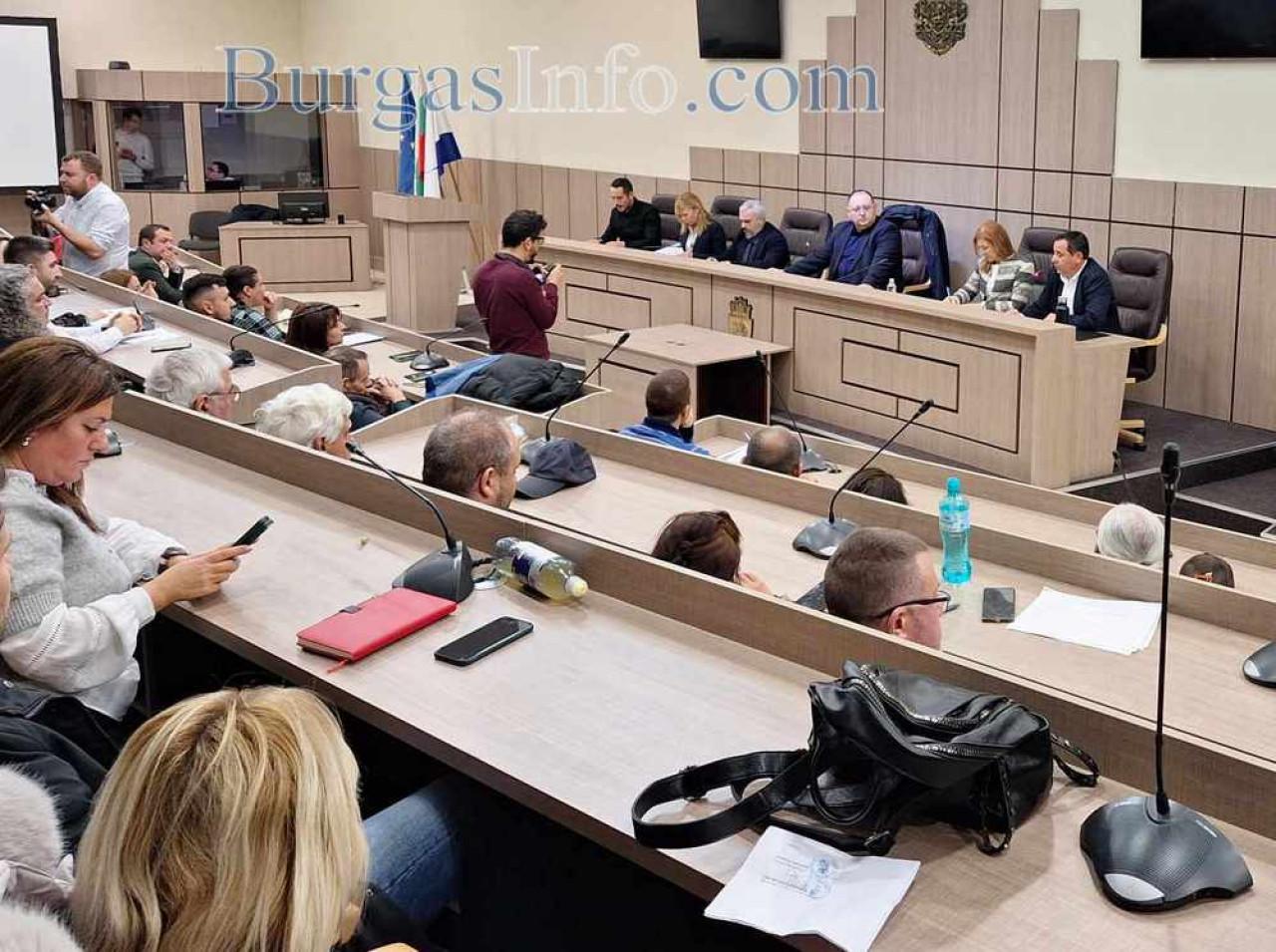 Общественото обсъждане на бюджета на Бургас: Критики няма, малко предложения за Сарафово, Долно Езерово и Българово 6 image