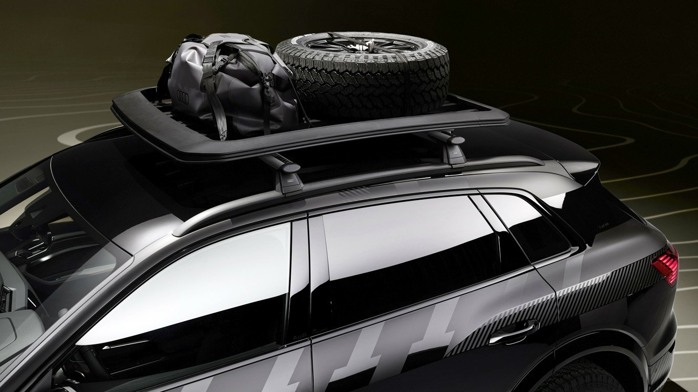 Audi Q8 e-tron Edition Dakar е готово за офроуд и хлъзгави пътища 8 orig.jpg659f9ce1c67ce