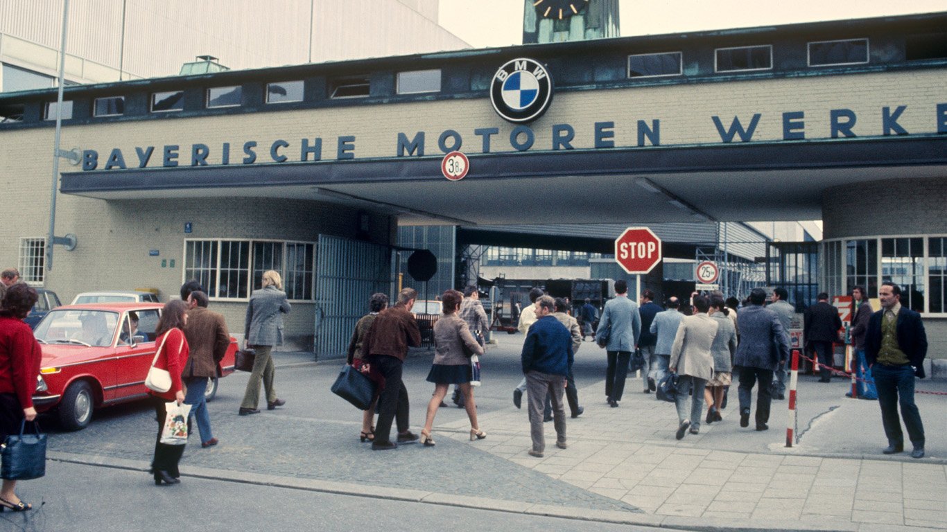 BMW трансформира завода си в Мюнхен към електрически модели 5 orig.jpg65a645cfb2c06