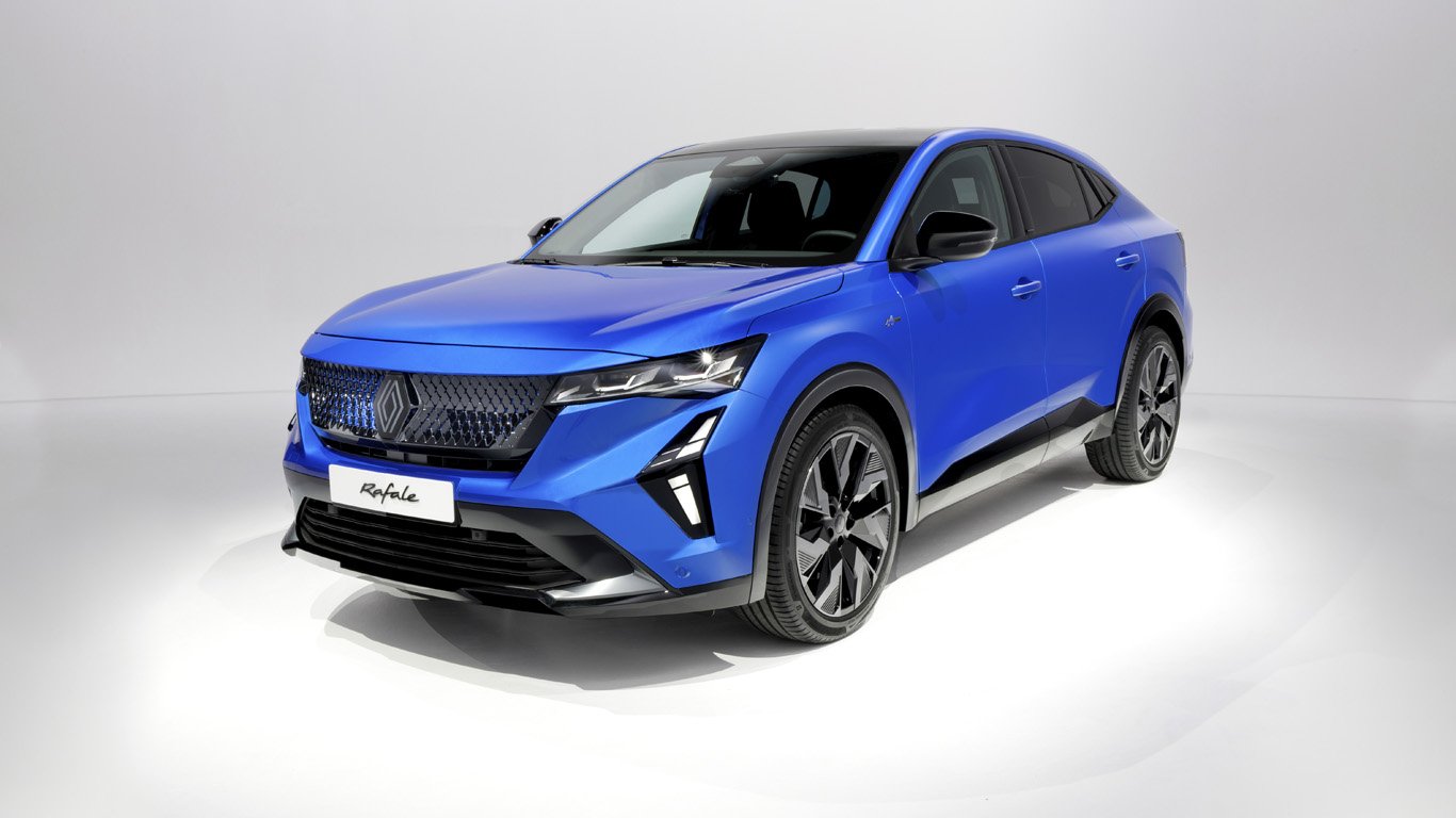 Renault внедри покрив с интелигентно затъмняване в новите Rafale и Scenic 3 Renault Rafale E-Tech full hybrid