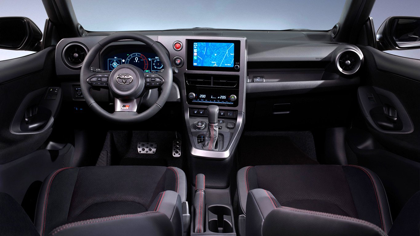 Новата Toyota GR Yaris стана още по-бърза с мощност от 280 конски сили 7 orig.jpg65aa3dd7e3175