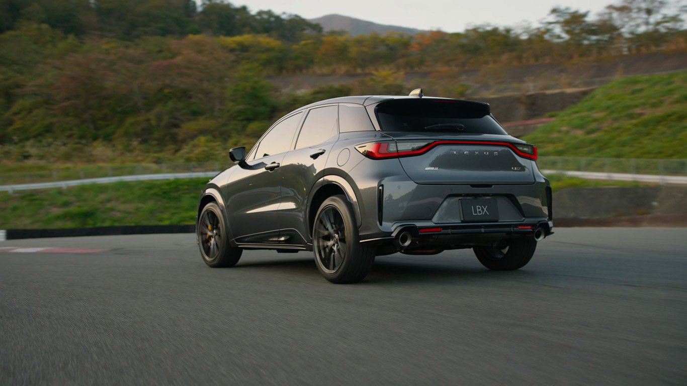 Lexus разкри най-мощния LBX, зареден с 305 конски сили 1 orig.jpg65afadd2e64b5