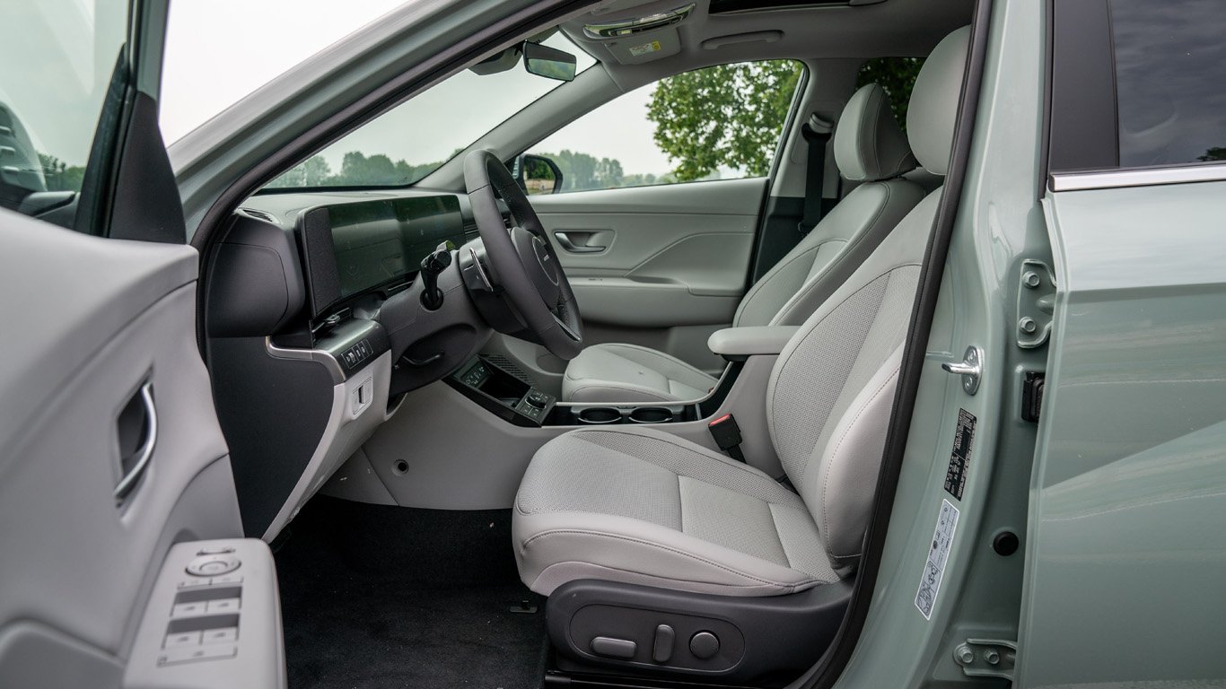 Hyundai KONA превзема града като икономичен хибрид (тест-драйв) 5 orig.jpg65b0f16f84898