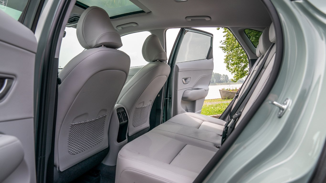 Hyundai KONA превзема града като икономичен хибрид (тест-драйв) 6 orig.jpg65b0f17a53b0a