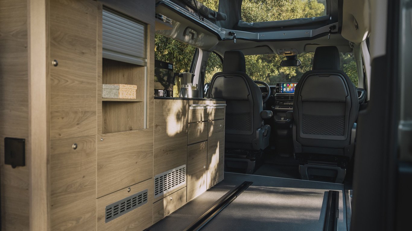 Citroen направи мобилен дом за четирима човека 6 orig.jpg65b656f9ab4c4