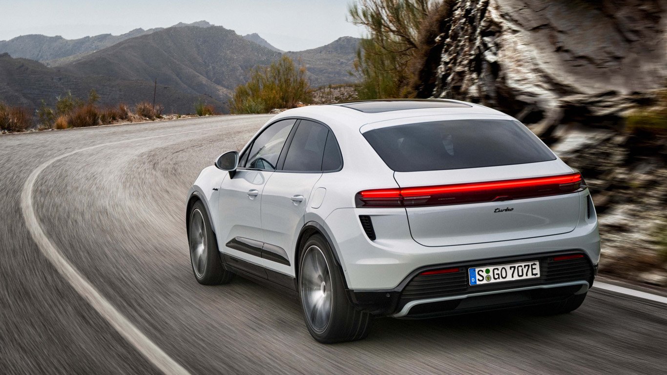 Новото Porsche Macan предлага до 613 км автономен пробег на ток 1 orig.jpg65b9080b3afcc