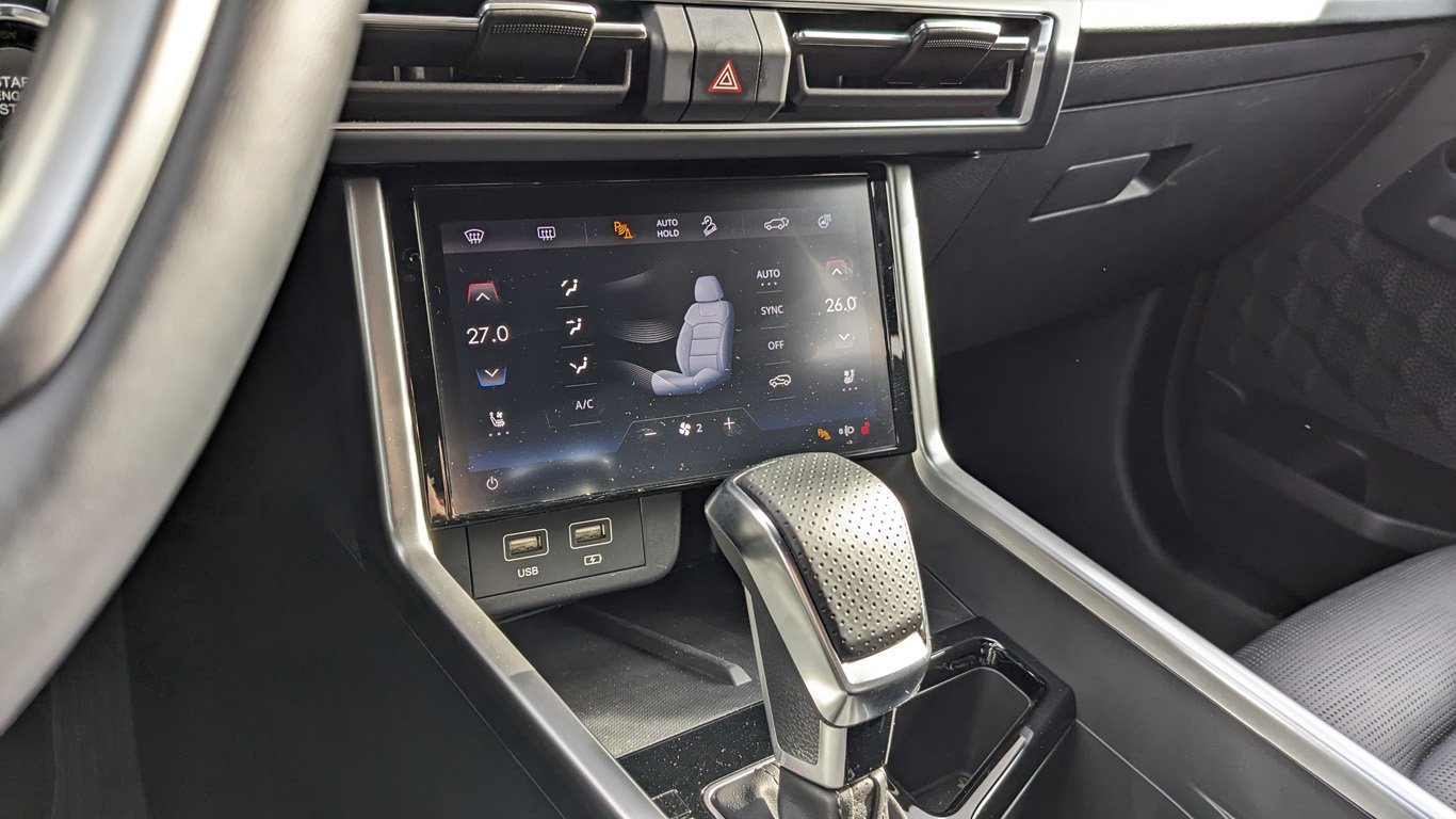 Новият Torres е най-добрият модел на корейската компания досега (тест-драйв) 12 orig.jpg65ba83c30e998