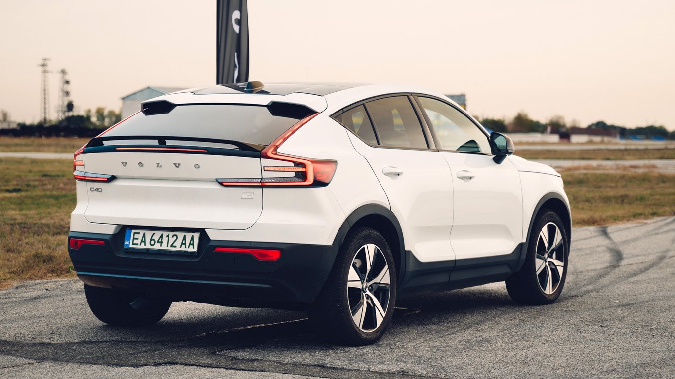 Volvo C40 Recharge с два мотора смайва с динамиката на спортист 1 orig