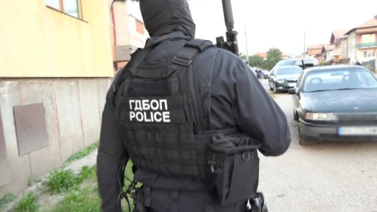 Серия-от-имотни-измами-в-София-и-Бургас-вкара-14-души-в-ареста