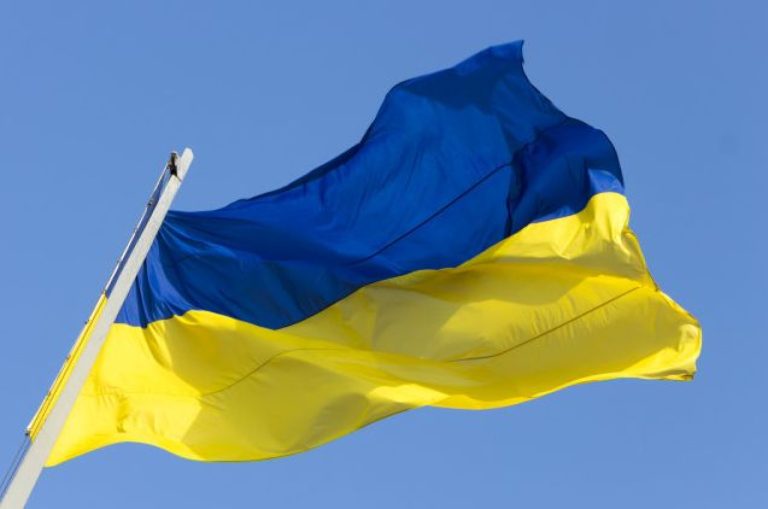 Сградата-на-Министерския-съвет-ще-бъде-осветена-в-цветовете-на-знамето-на-Украйна