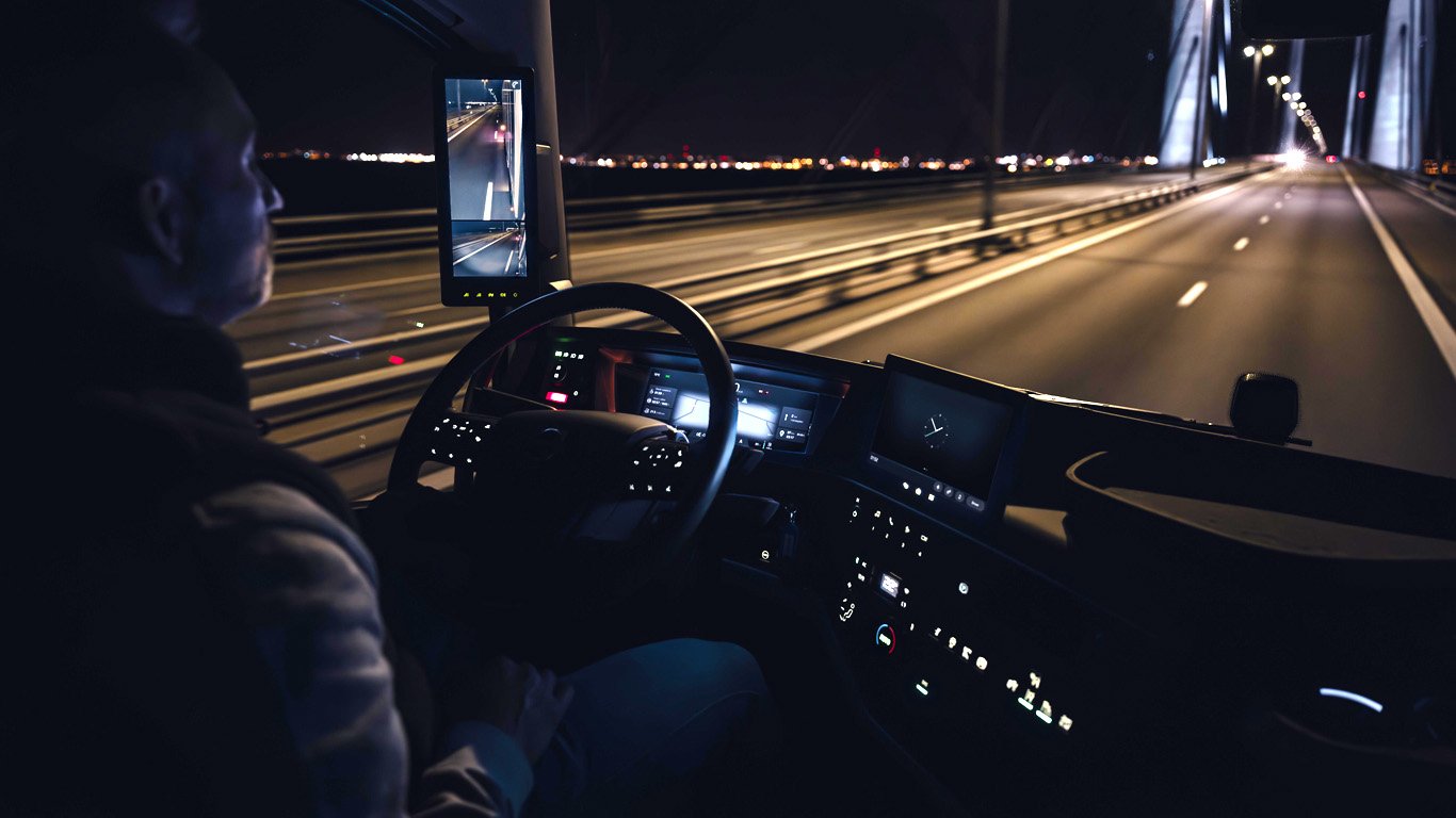 Volvo FH Aero ще може да се движи с дизел, електричество или биогориво 6 orig.jpg65bbd53450e0b