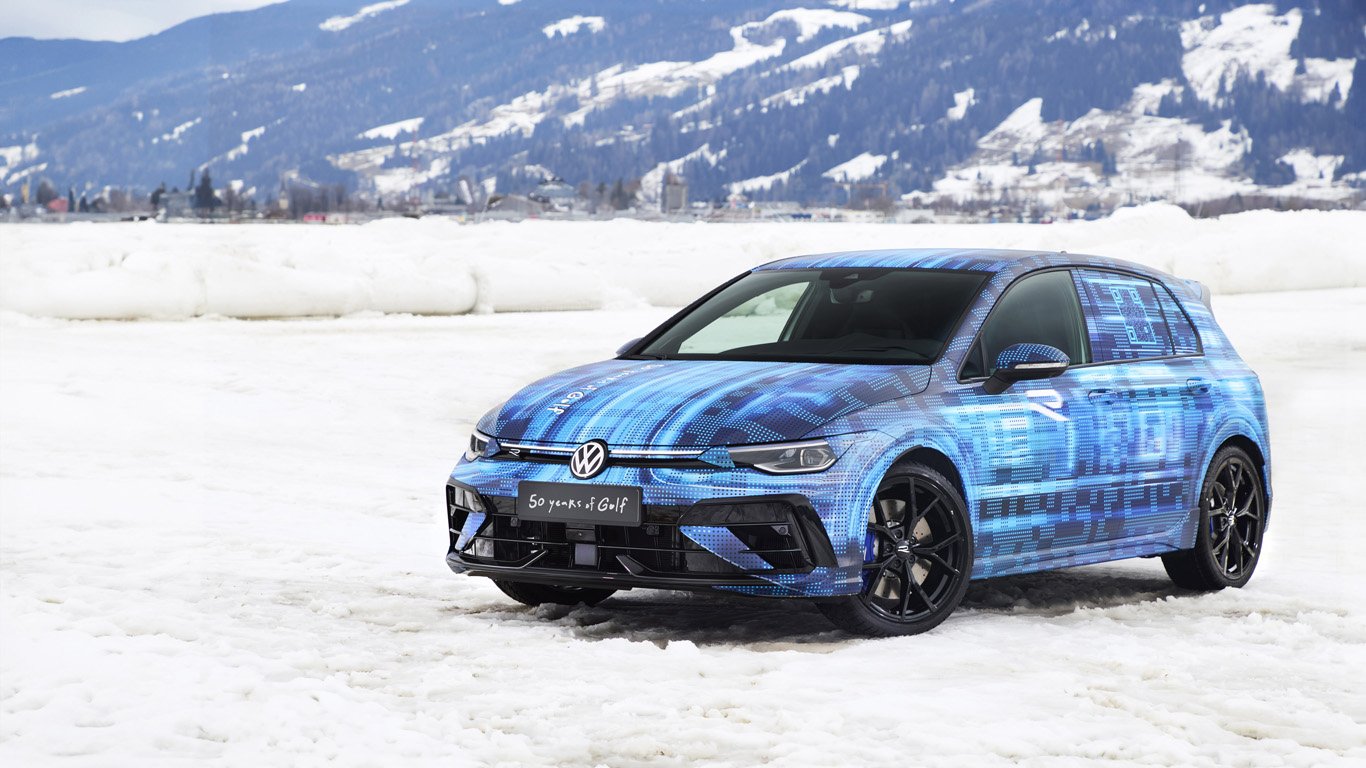 Volkswagen разкри новия Golf R на Леденото състезание в Австрия 5 Volkswagen Golf R
