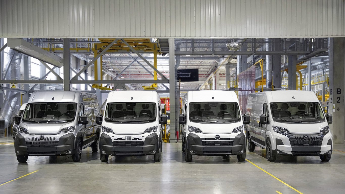 Stellantis ще произвежда в Европа ванове с водородни горивни клетки 2 Citroen e-Jumper, Fiat E-Ducato, Opel Movano, Peugeot E-Boxer