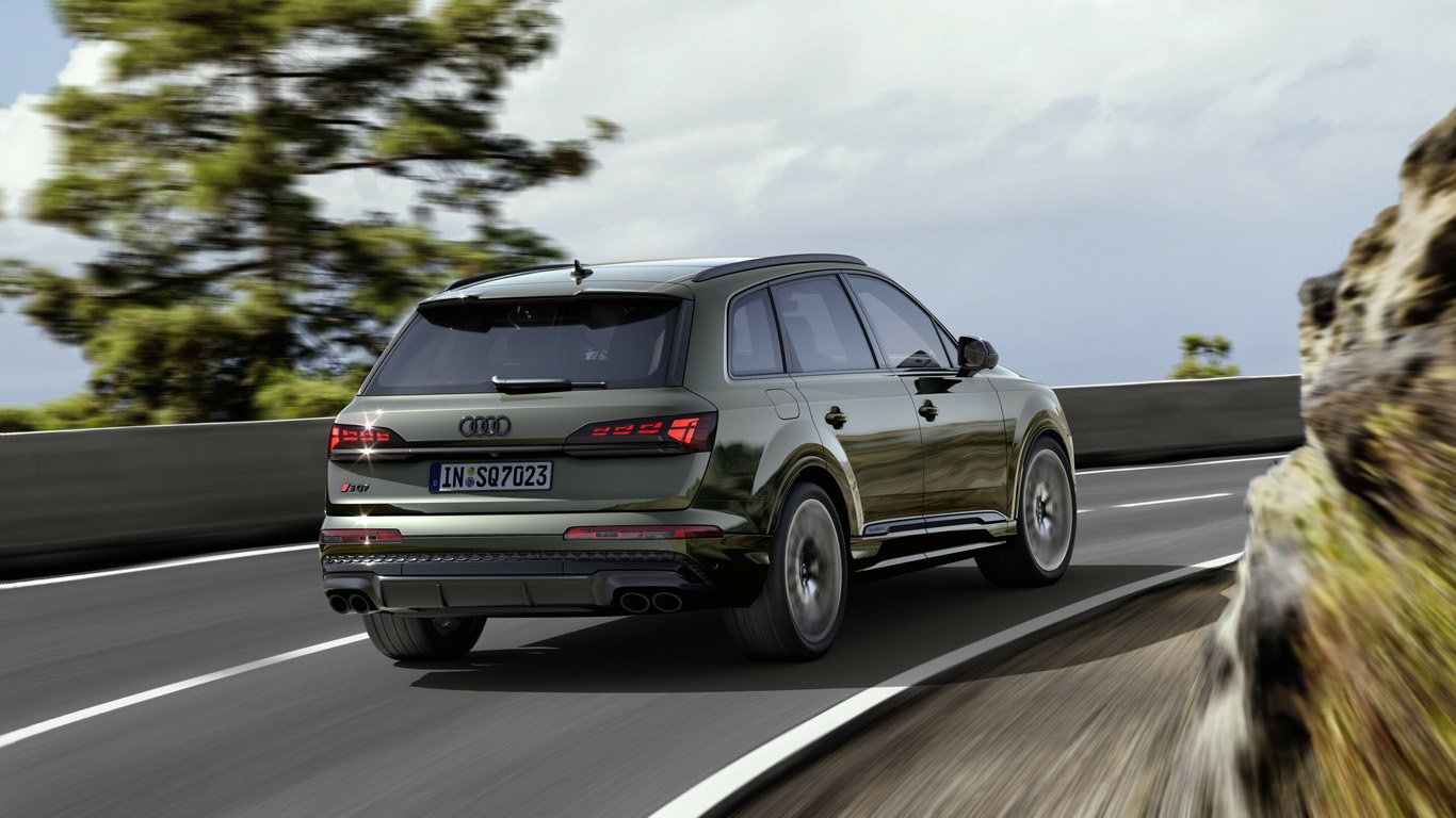 Второто поколение на Audi Q7 беше обновено за втори път 14 Audi SQ7