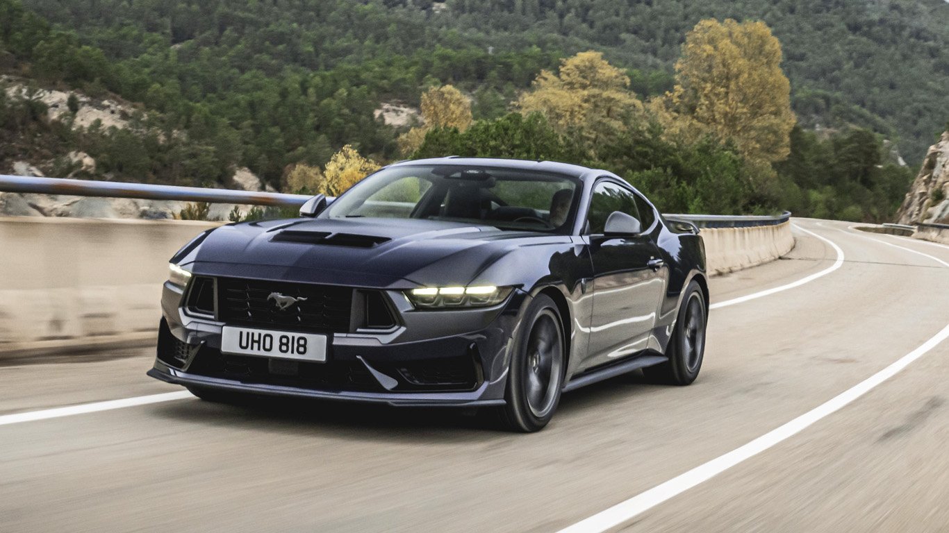 Новият Ford Mustang идва в Европа като купе и кабриолет 7 orig.jpg65c3da54eb93e