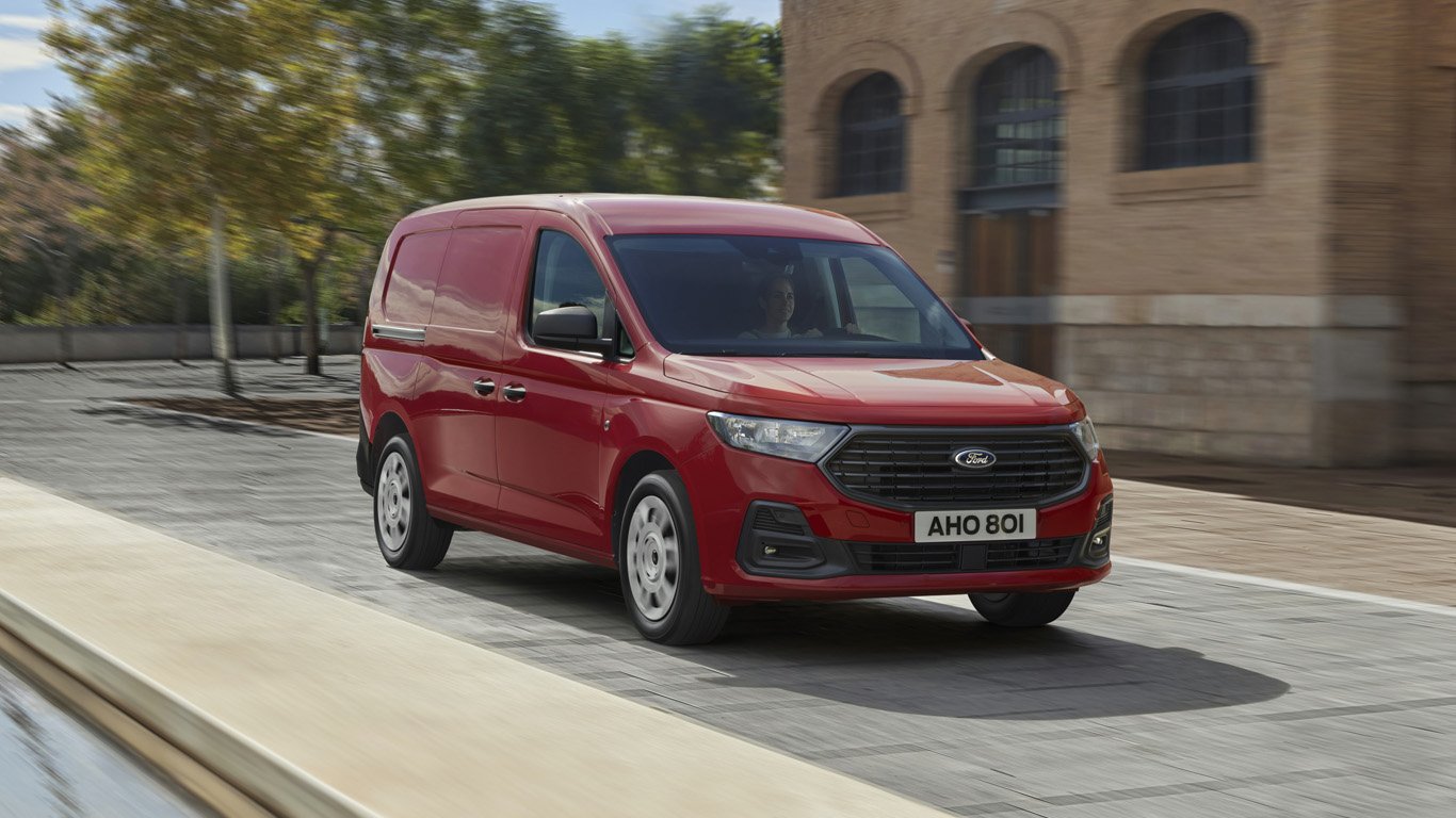 Новият Ford Transit Connect ще предлага plug-in хибридно задвижване 7 orig.jpg65c3f66fedd79