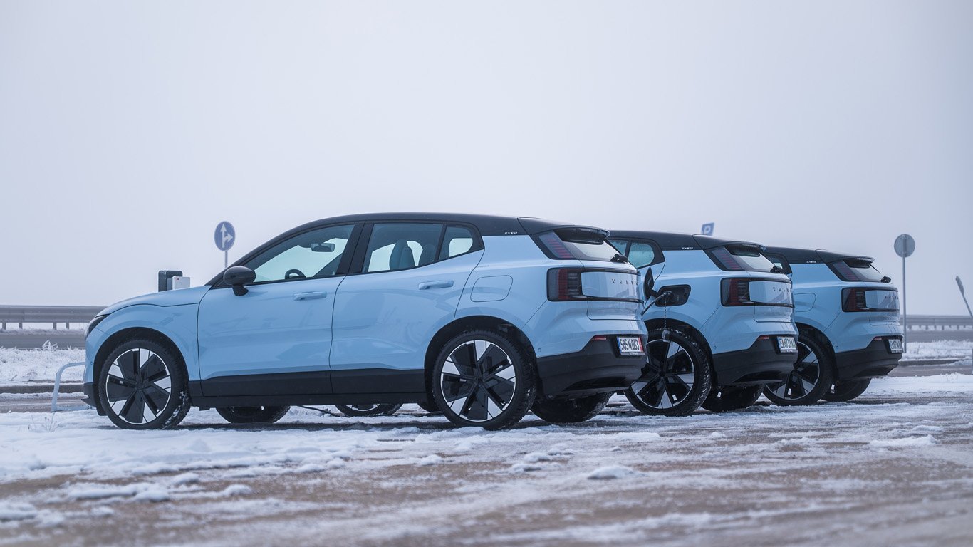 Новото Volvo EX30 стана най-бързият модел в историята на марката 8 orig.jpg65c68b675370d