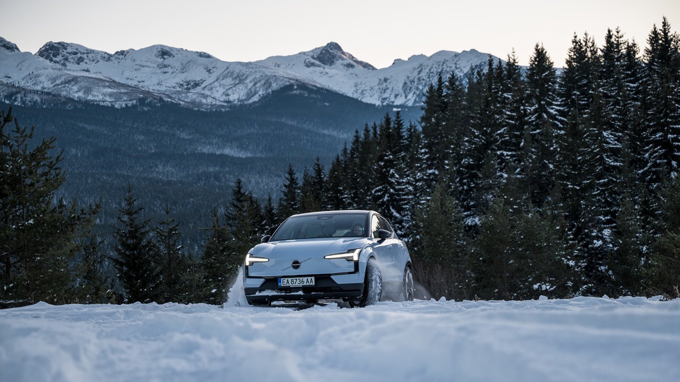 Новото Volvo EX30 стана най-бързият модел в историята на марката 11 orig.jpg65c68b6a51917