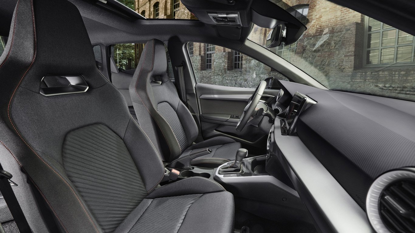 SEAT празнува 40 години от създаването на Ibiza със специално издание 3 orig.jpg65d11762d5e16