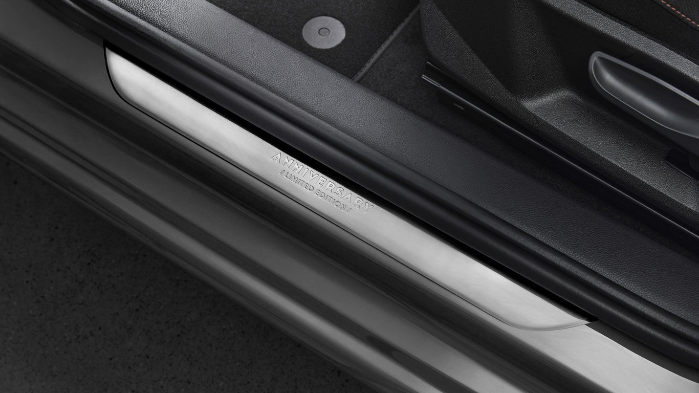 SEAT празнува 40 години от създаването на Ibiza със специално издание 6 orig.jpg65d11765c2ad2