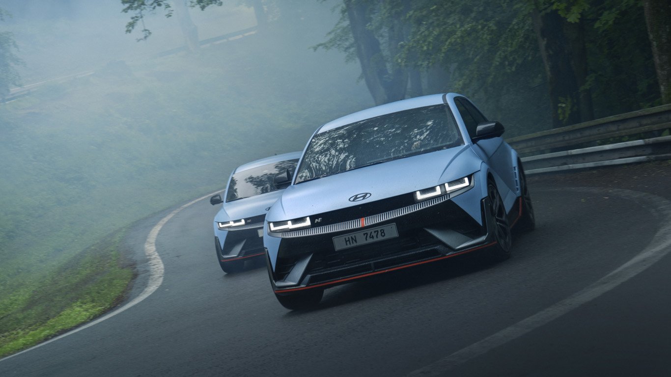 Електрическият Hyundai IONIQ 5 N пристигна в България 2 orig.jpg65d3d67b0387e