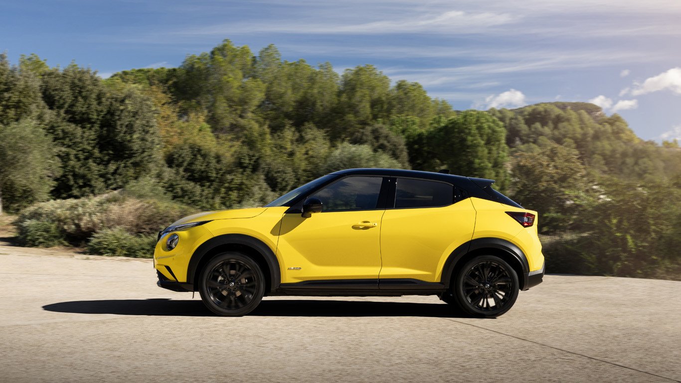 Обновеният Nissan Juke дебютира в емблематичния жълт цвят 2 orig.jpg65d67cfde2d5a