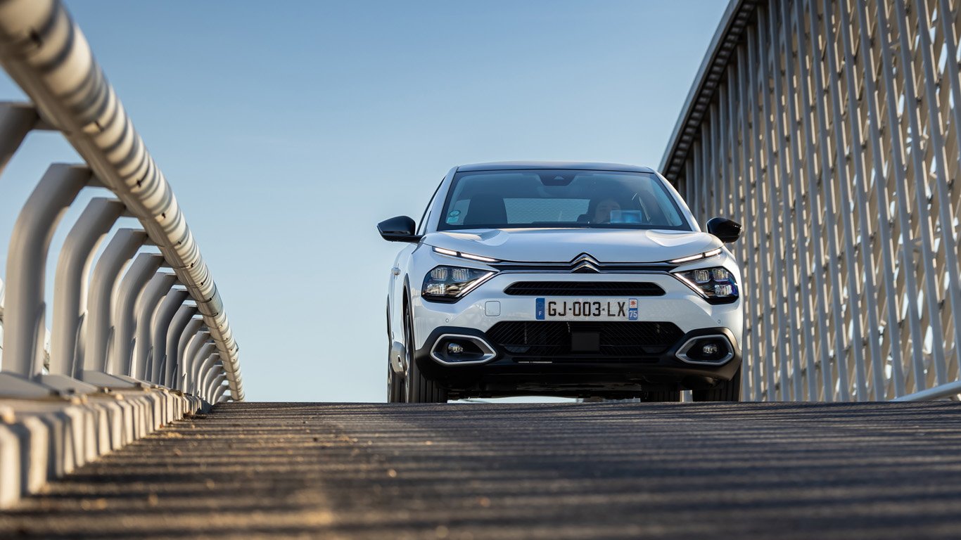 Citroen e-C4 X спечели тест за изминаване на 1000 км за най-кратко време 2 orig.jpg65d68b0ca5551