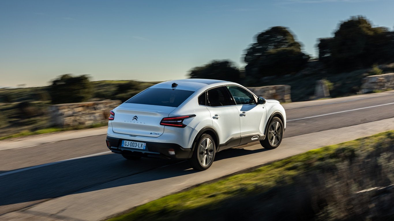 Citroen e-C4 X спечели тест за изминаване на 1000 км за най-кратко време 7 orig.jpg65d68b113cd13