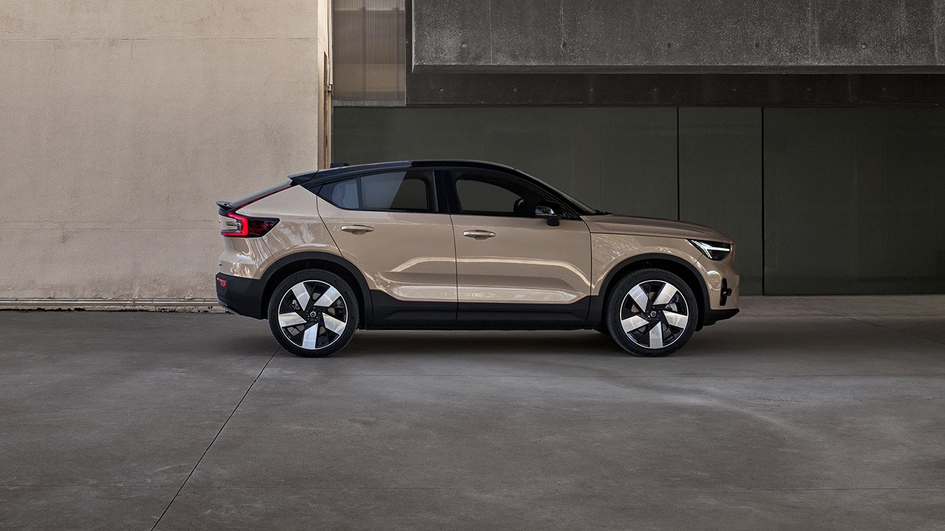 Volvo променя имената на моделите XC40 и C40 Recharge 3 Volvo EC40