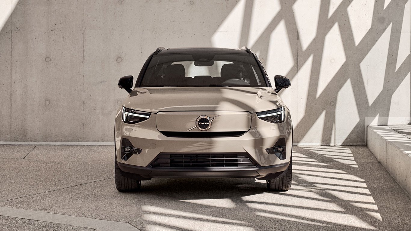 Volvo променя имената на моделите XC40 и C40 Recharge 4 Volvo EX40