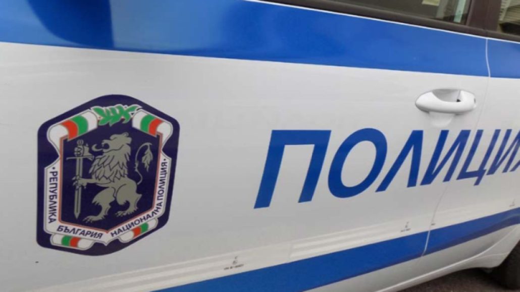Португалец-удря-и-блъска-БМВ-то-си-пред-бензиностанция-до-ГКПП-Малко-Търново