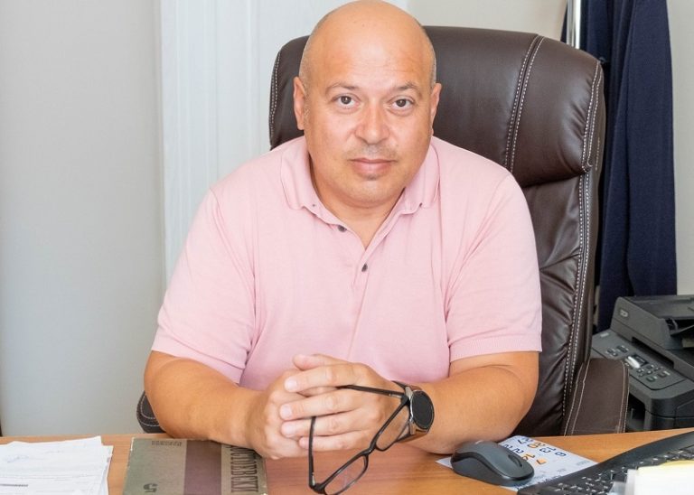 Бургаски-адвокат-за-Кирил-Петков:-Груба-демонстрация-на-невъзпитание-и-незачитане-на-всички-морални-норми