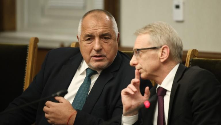 Борисов-и-Денков-се-конфронтираха-задочно-за-служебния-кабинет